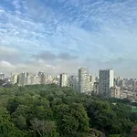 Habitaciones Con Vistas A La Ciudad Y Parque